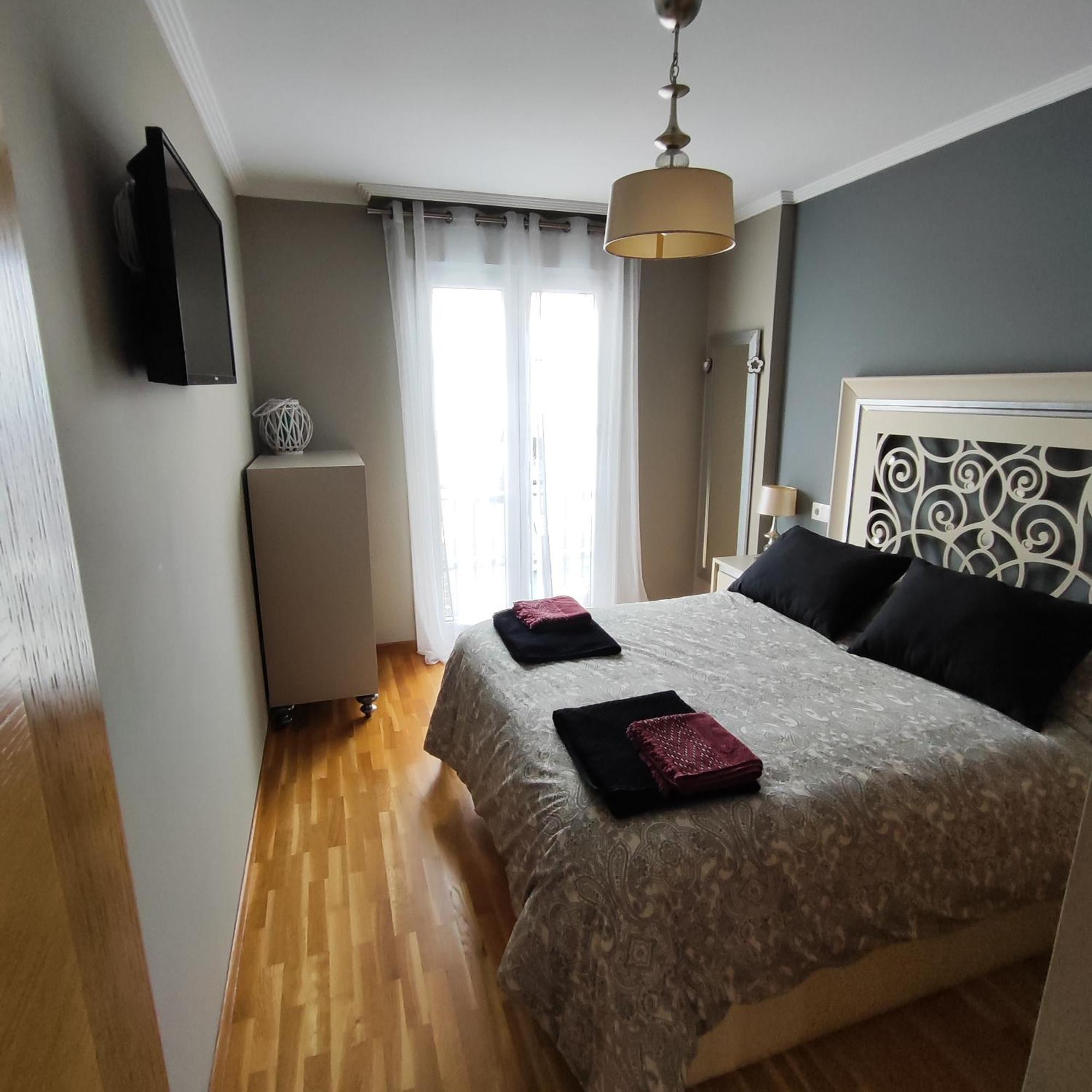 Piso Centrico En Con Aparcamiento Appartement Viveiro