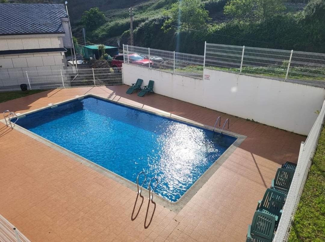Piso Centrico En Con Aparcamiento Viveiro